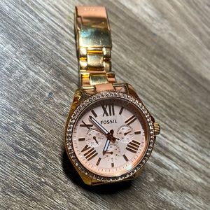 Women’s rose gold Fossil watch